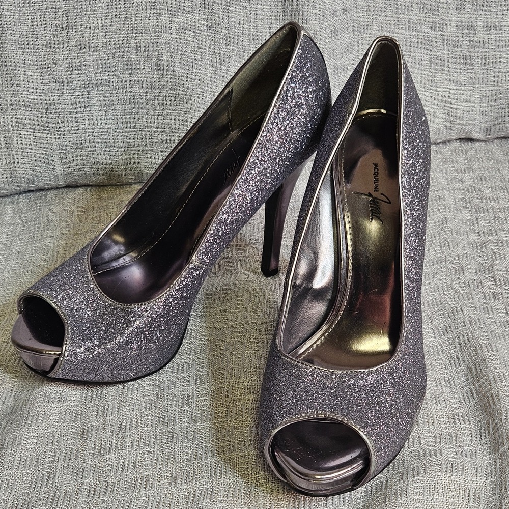 Jacqueline Ferrar Womens Size 6 1/2 M silver glitter peep toe stiletto heels. 4"
